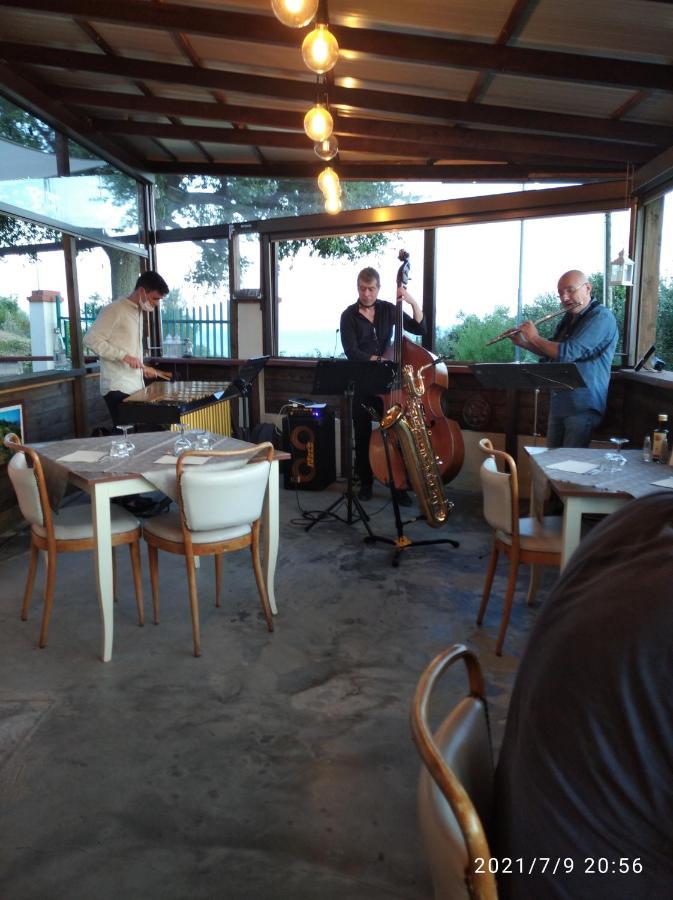 La Quercia Agriturismo Imperia Ngoại thất bức ảnh